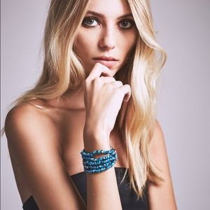 Free People nueve blue Beaded layer bracelet